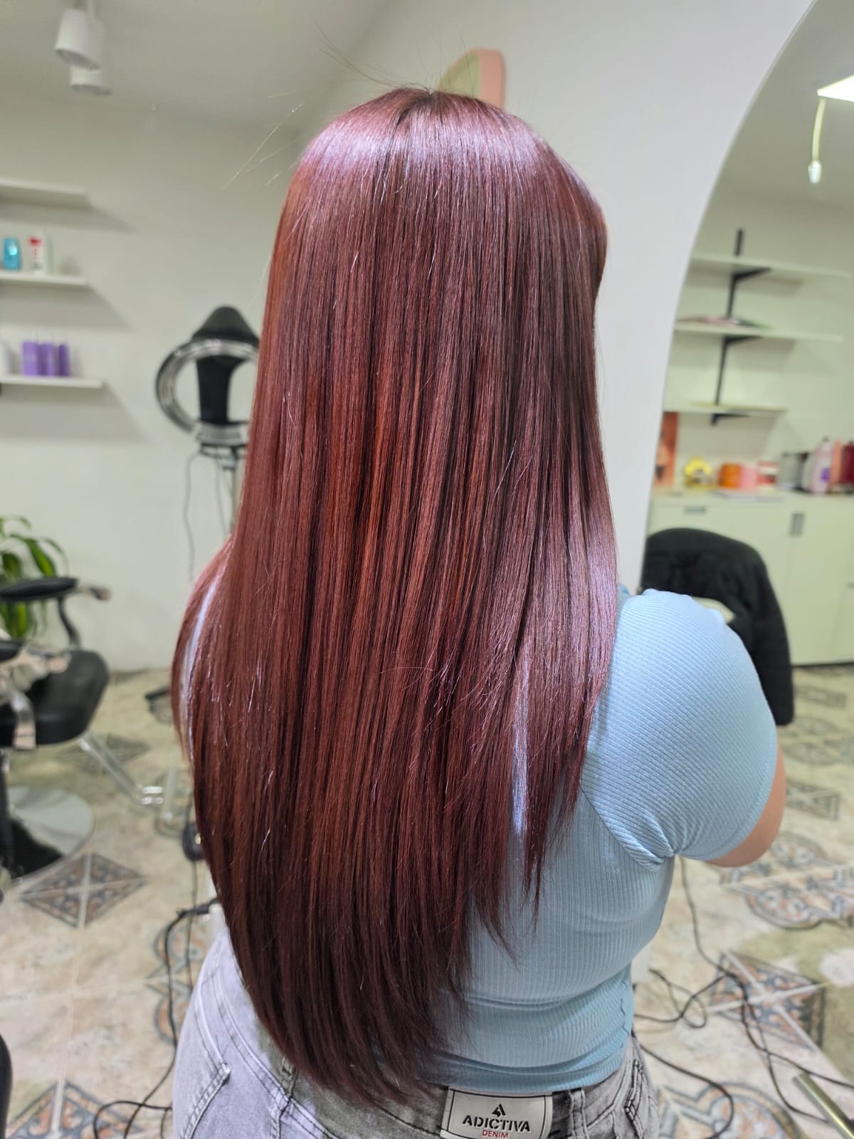 Balayage y coloración en peluquería de Fernández Oro
