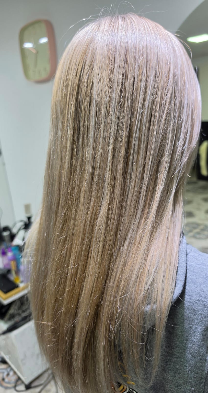 Mechas y matización en peluquería cerca de Cipolletti